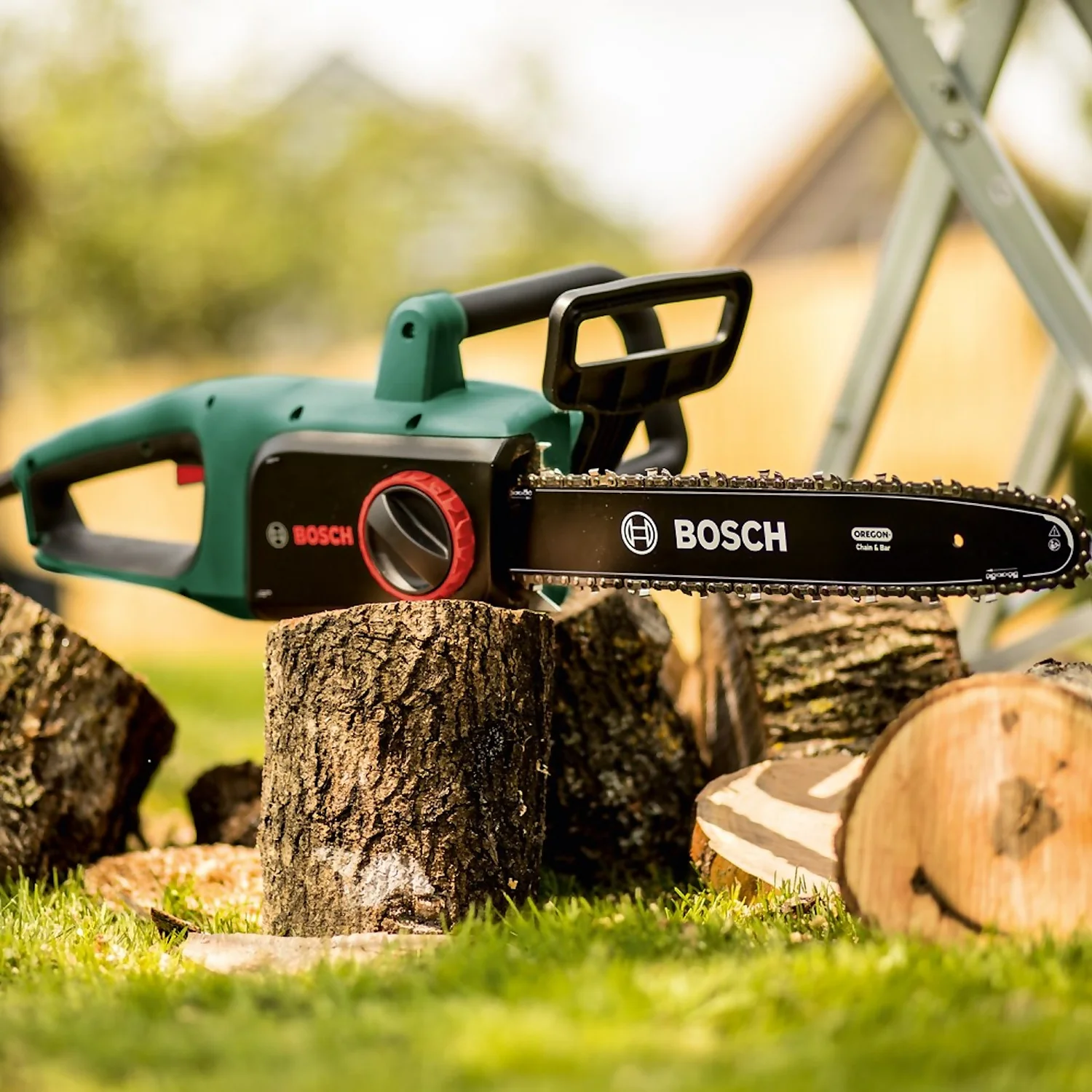 Bosch Universal Electric Chainsaw 11 Bosch Universal Electric Chainsaw - Image 9