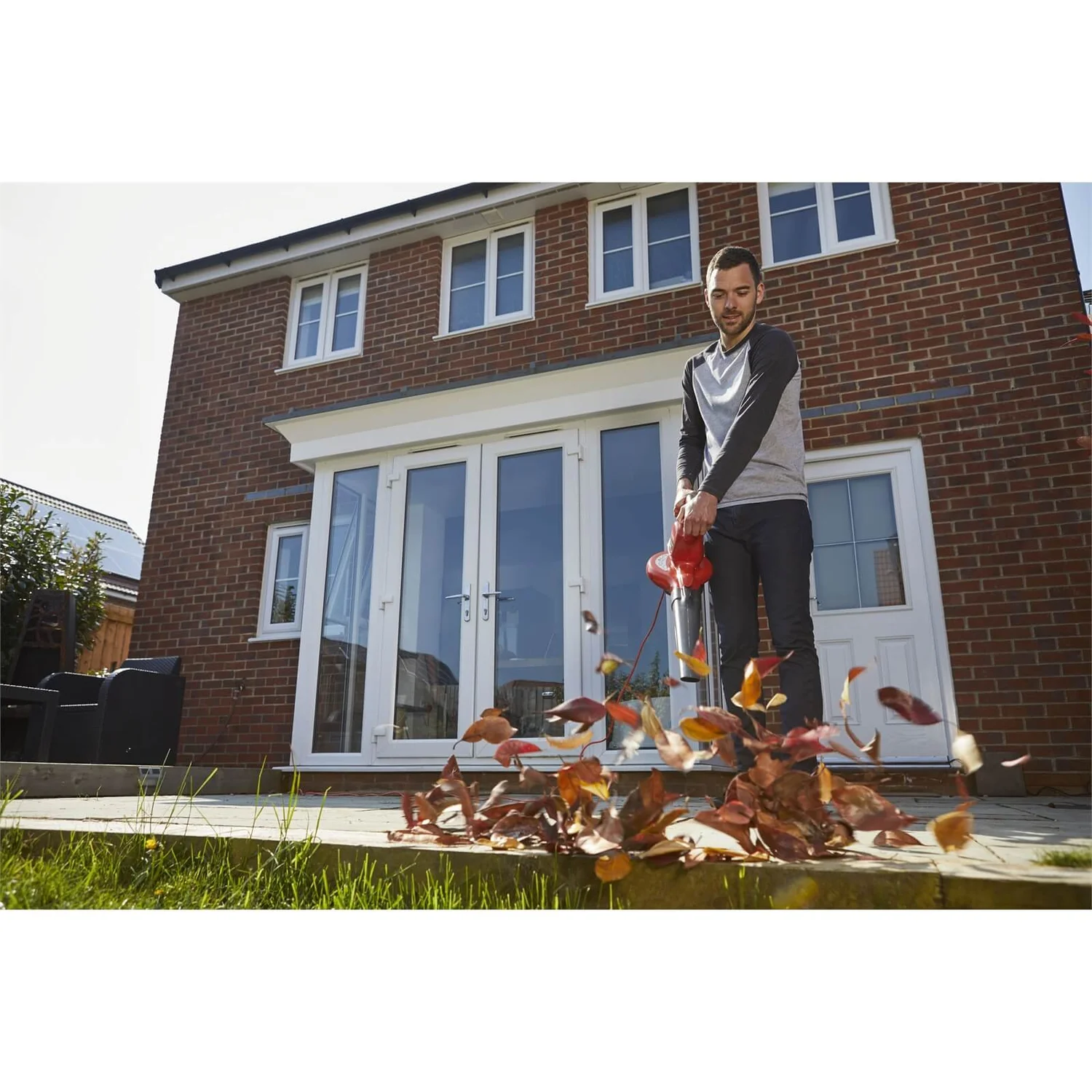 Flymo Power 3000W Electric Blower Vac 7 Flymo Power 3000W Electric Blower Vac - Image 5