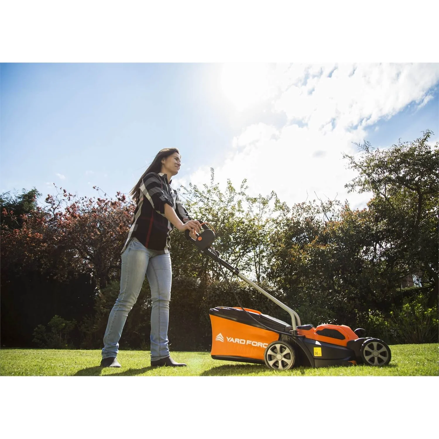 Yard Force 40V Cordless Lawn Mower - 32cm 5 Yard Force 40V Cordless Lawn Mower - 32cm - Image 3