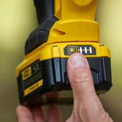 STANLEY FATMAX V20 18V Cordless Hedge Trimmer 55cm (Sfmcht855M1-Gb) 17 STANLEY FATMAX V20 18V Cordless Hedge Trimmer 55cm (Sfmcht855M1-Gb) -Garantia Store 12882306 1944843588893966