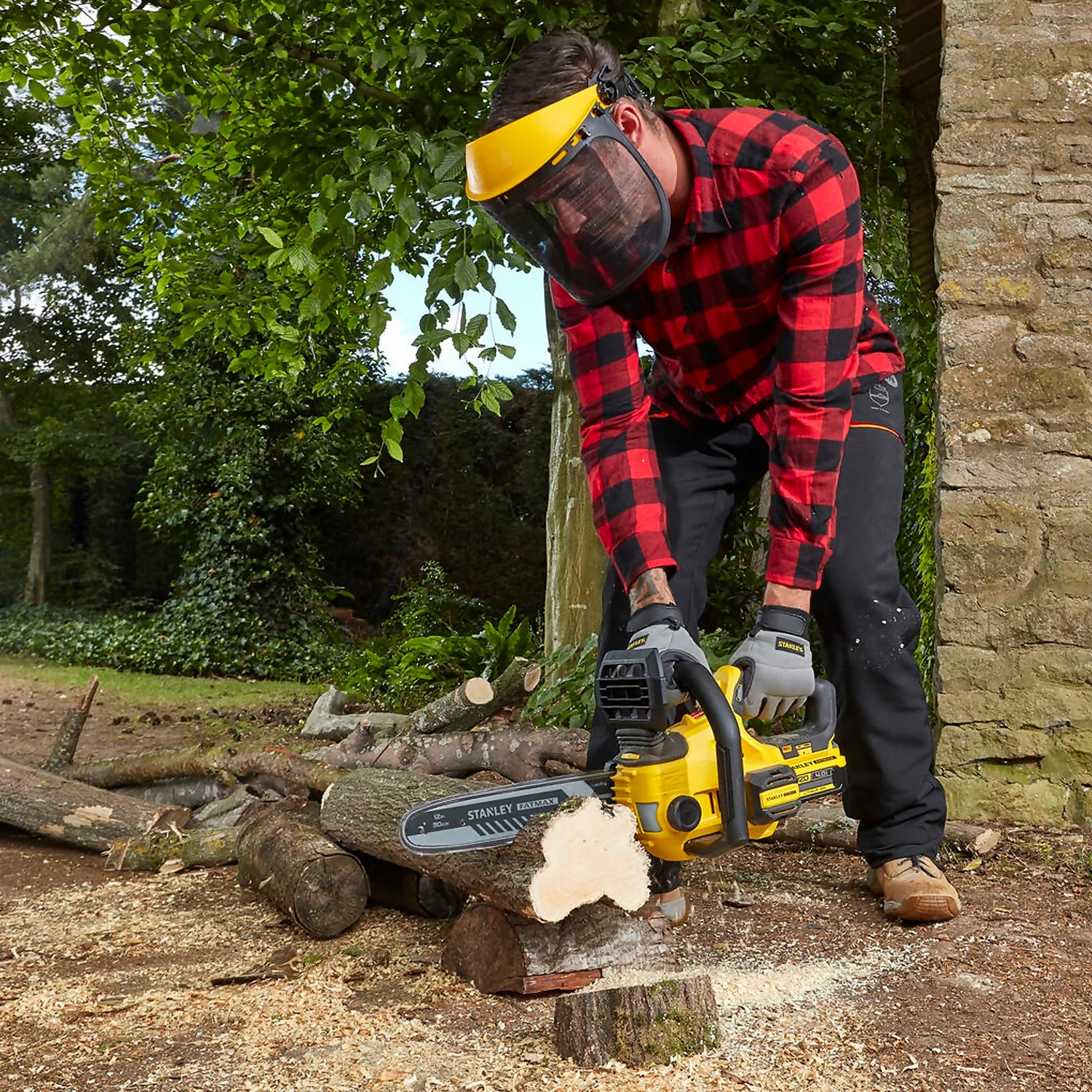 STANLEY FATMAX V20 18V Cordless 30Cm Chainsaw (Sfmccs630M1-Gb) 4 STANLEY FATMAX V20 18V Cordless 30Cm Chainsaw (Sfmccs630M1-Gb) - Image 2