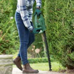 Bosch EasyHedgeCut 45-16 Hedge Trimmer 12 Bosch EasyHedgeCut 45-16 Hedge Trimmer -Garantia Store 13496927 1674931200110936