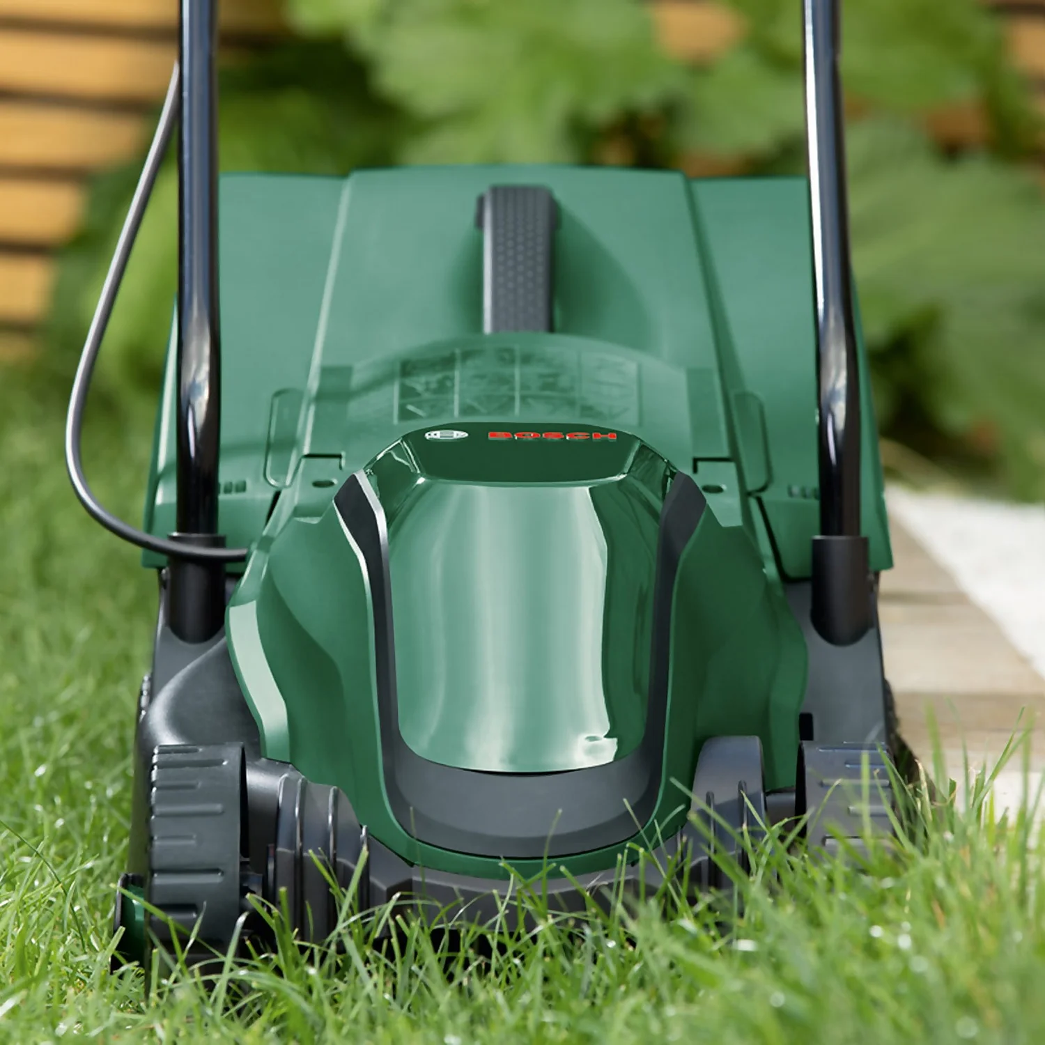 Bosch 18V EasyMower Cordless Lawn Mower - 32cm 10 Bosch 18V EasyMower Cordless Lawn Mower - 32cm - Image 8