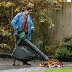 Bosch UniversalGardenTidy 3000 Blower Vac -Garantia Store 14230144 9195023660586190